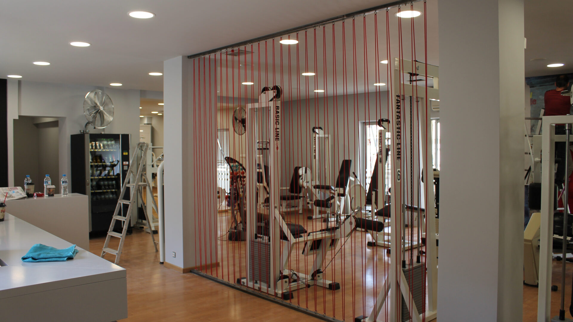 Electrical installation in a gym 1