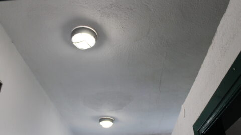Εγκατάσταση φωτισμού σε οροφή σχολείου 4